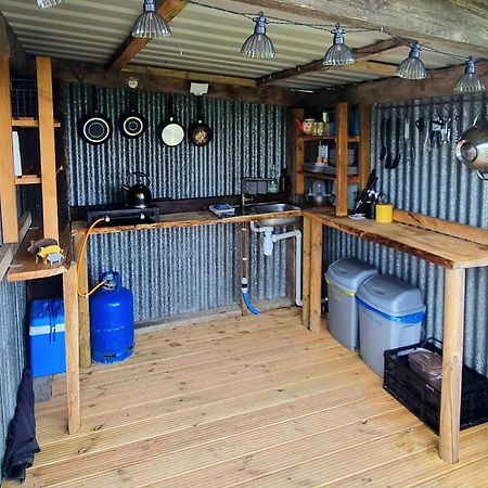 Bronfelen Yurt Hotel Cynghordy Buitenkant foto